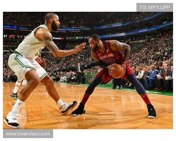 火箭险胜勇士进攻焕新申杜联手 火箭险胜勇士进攻焕新申杜联手